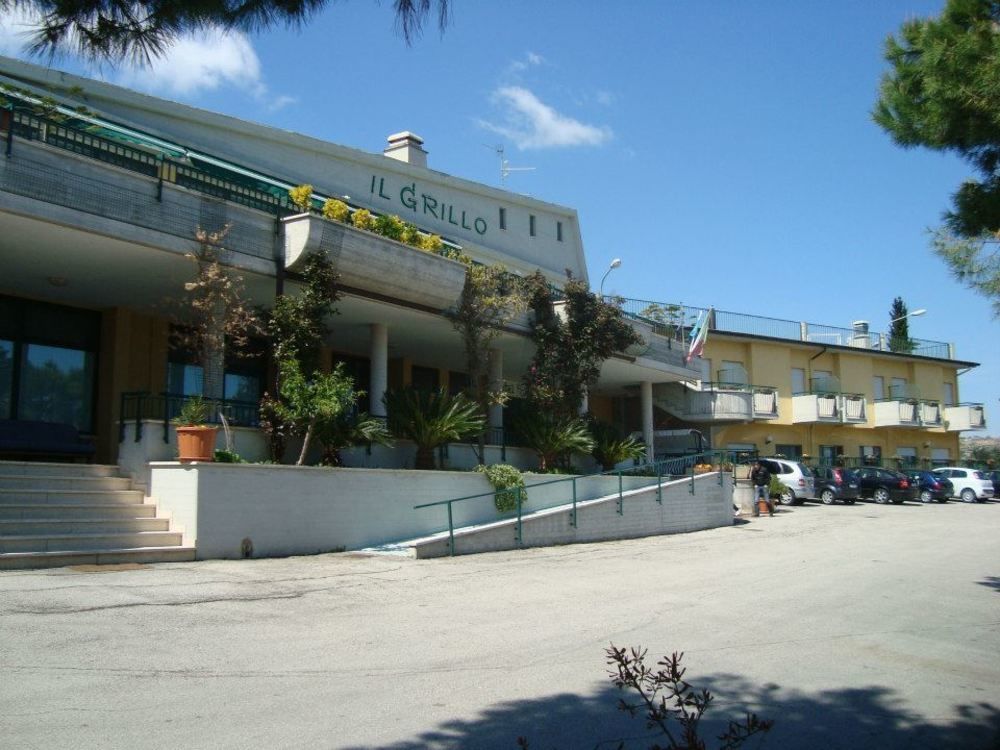Hotel Ristorante Il Grillo Acquaviva Picena Exterior foto
